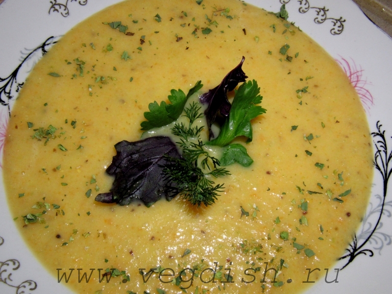 Суп пюре из лука порея, сельдерея и моркови