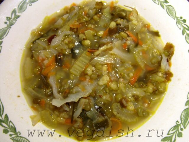Овощной суп с машем и морской капустой